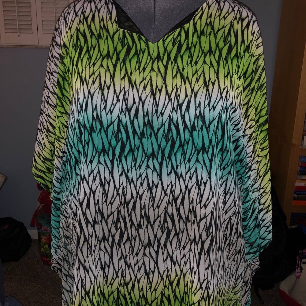 IC by Connie K 2X tropical top